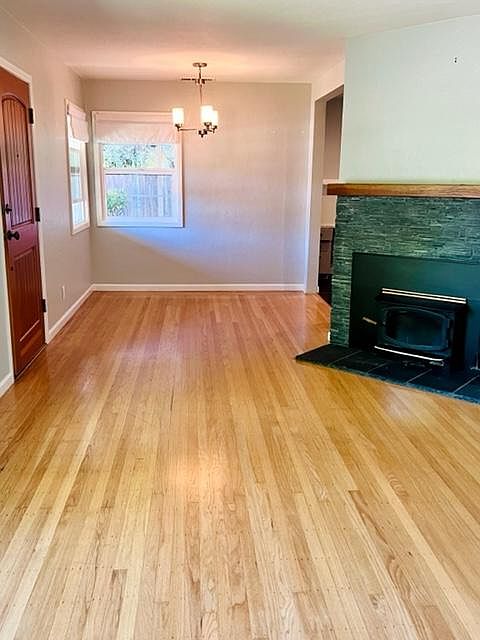 1st image of 1027 Fern Dr
