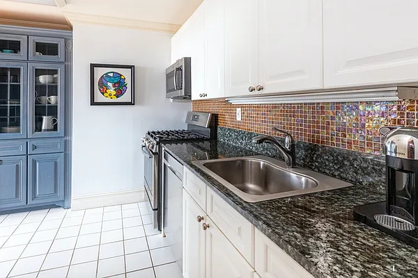 Sold by Brown Harris Stevens | media 6
