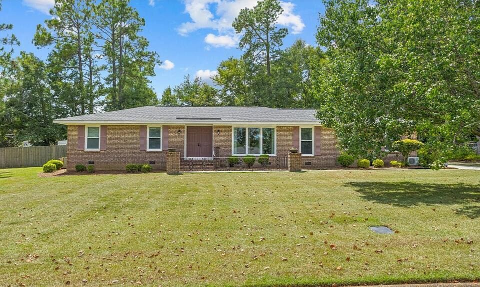 1st image of 2801 Evans Dr