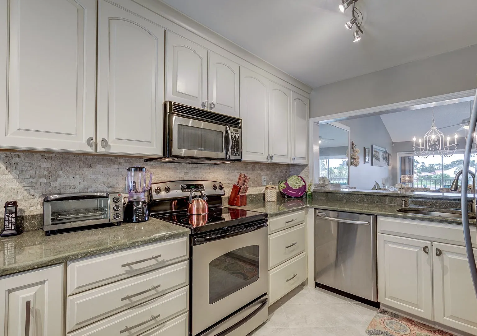 3/2 Condo In Lely Golf Estates In Naples. — Photo 1