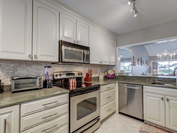 760 Augusta Blvd APT D204