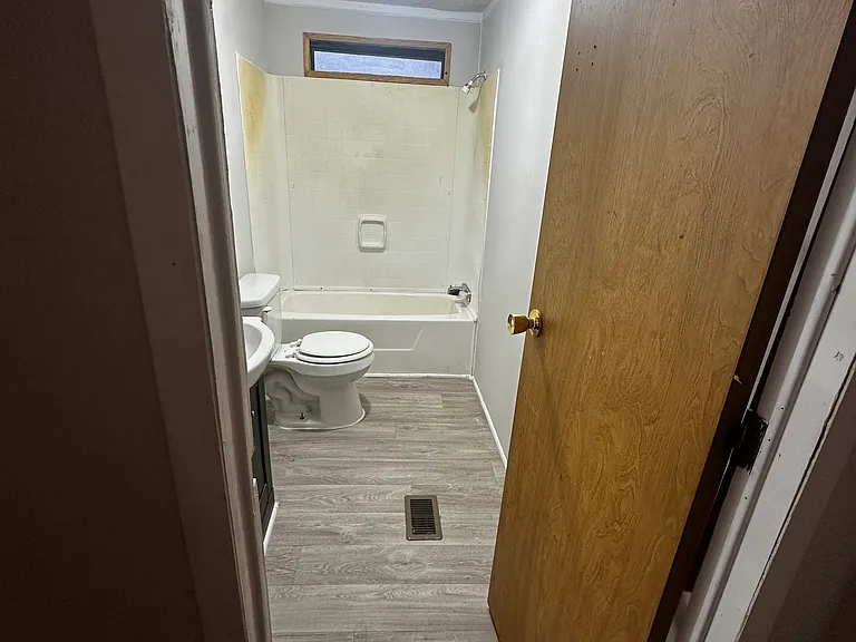 250 Small Rd — Photo 5