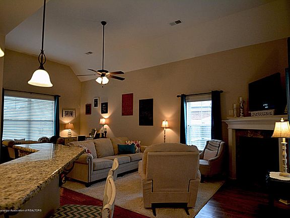 4th image of 4687 W Dublin