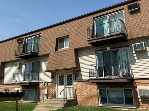 355 William Latham Dr, Bourbonnais, IL