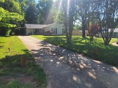 4 Kitly Ct, Greensboro, NC, 27455