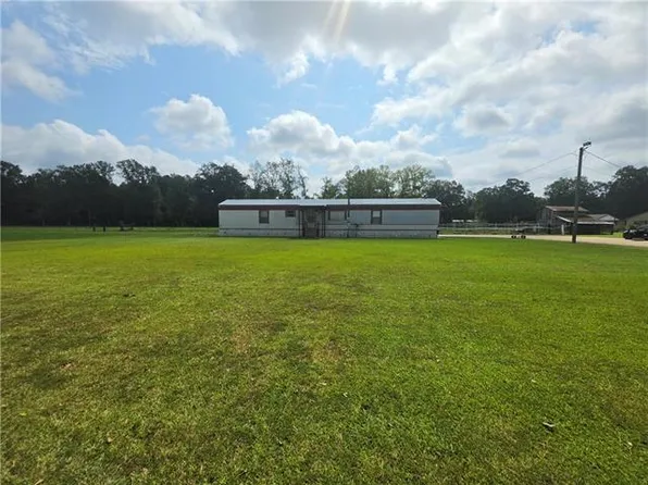 55032 Mandella Rd, Independence, LA 70443