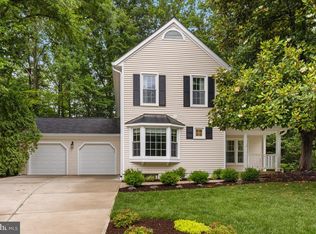 9206 Northedge Dr, Springfield, VA 22153