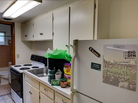 Highland_341_Kitchen