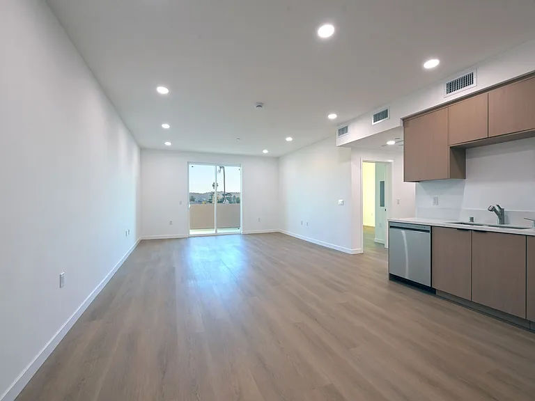Sylvan House — Photo 7