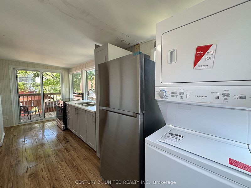 Peterborough House for rent - 3 Bedrooms — photo 5