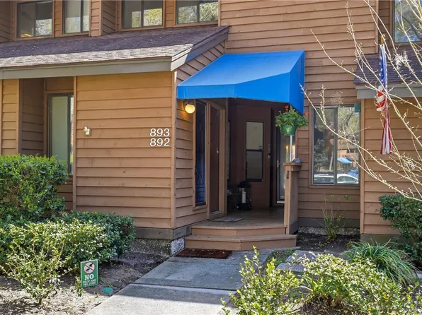 892 Wimbledon Dr, Saint Simons Island, GA 31522