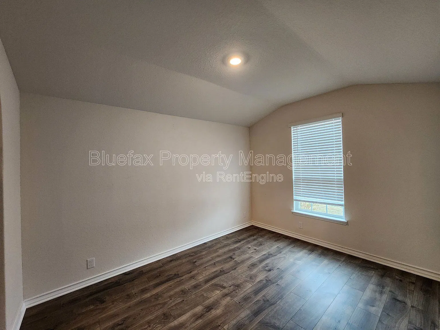 3 bed, 2.0 bath, 1651 sqft, $1,750 — Photo 4