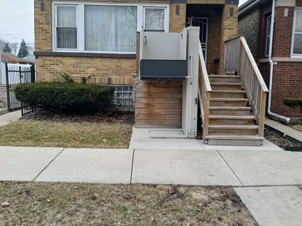 6942 S Bell Ave, Chicago, IL 60636