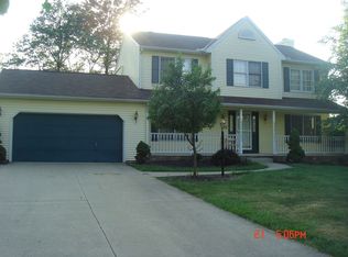 7284 Lamson Rd, Oakwood Village, OH 44146