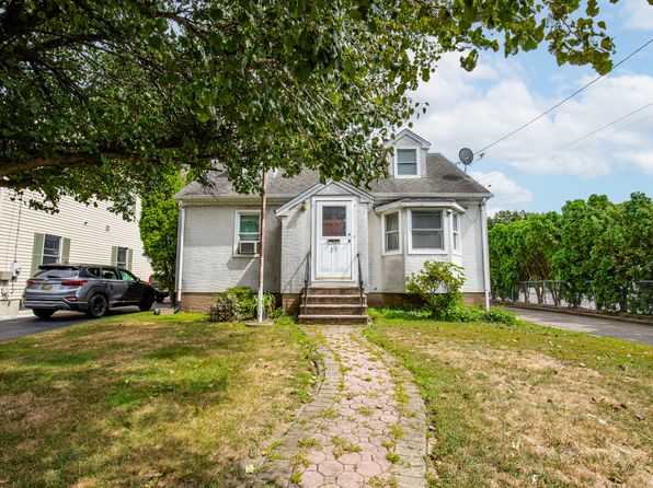 27 Harrison Ave