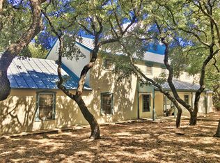 617 Country Creek Ln, Fredericksburg, TX 78624