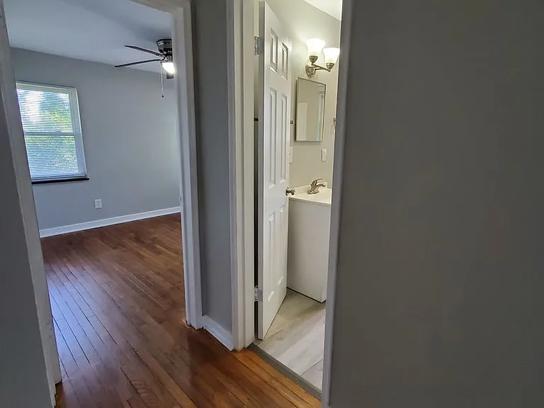 562 East Dr — Photo 14