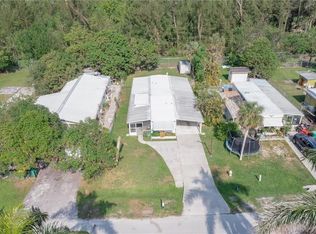 118 Jeepers Dr, Naples, FL 34112