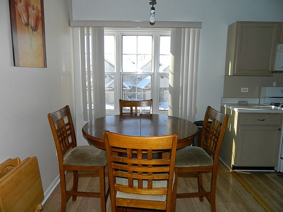 4th image of 1735 Autumn Ave Unit D