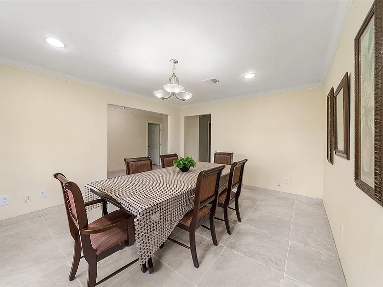 14702 Westway Ln — Photo 5
