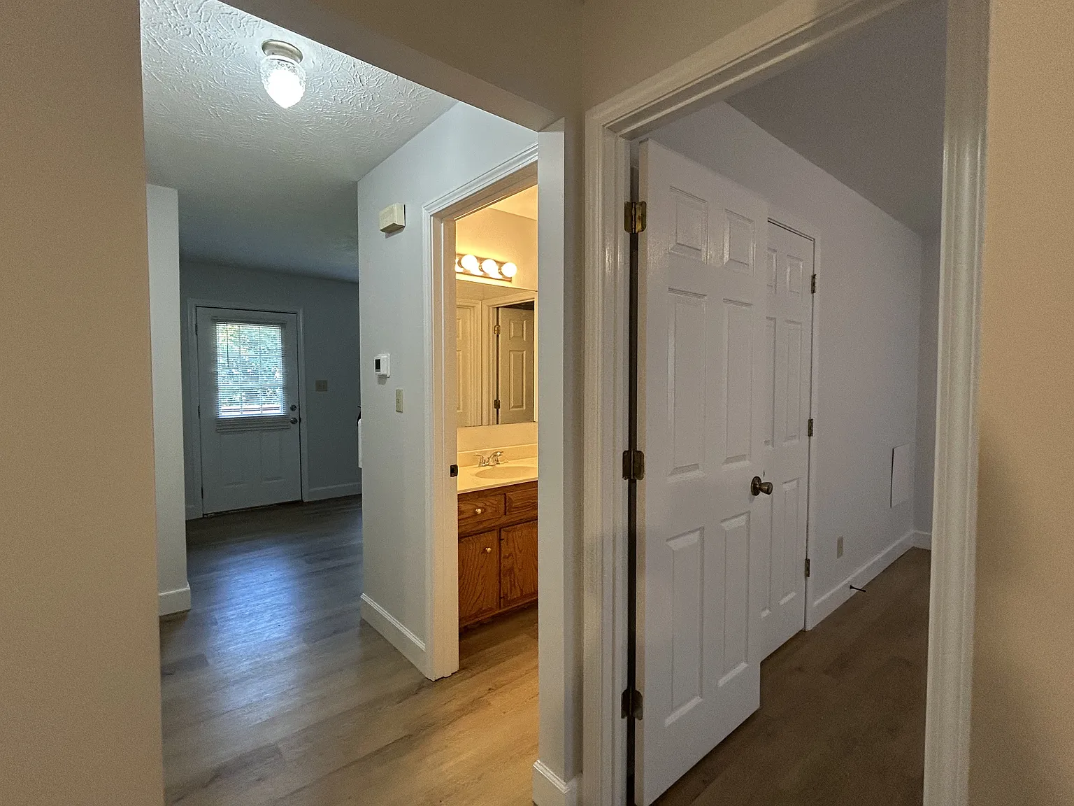 316-318 Humston Dr — Photo 3