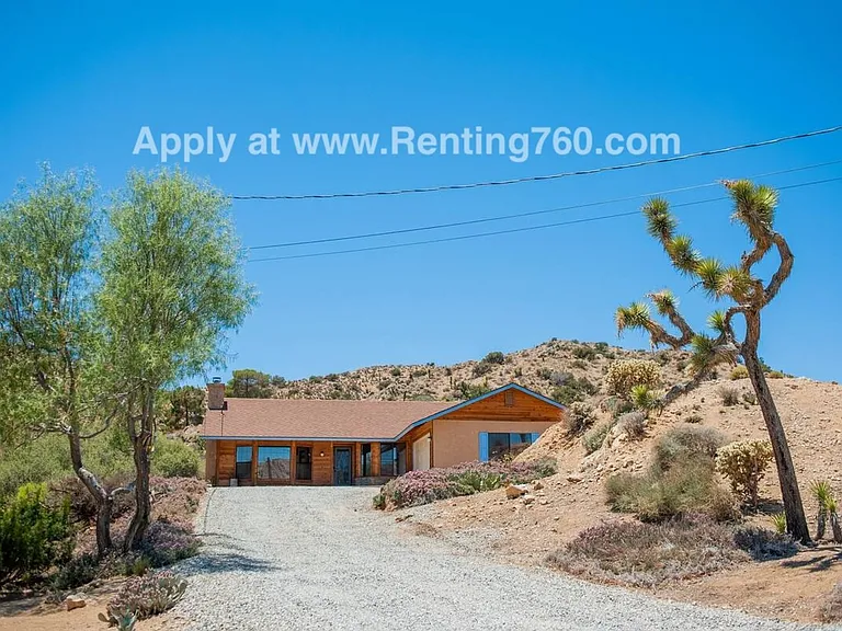 55769 Desert Gold Dr — Photo 3