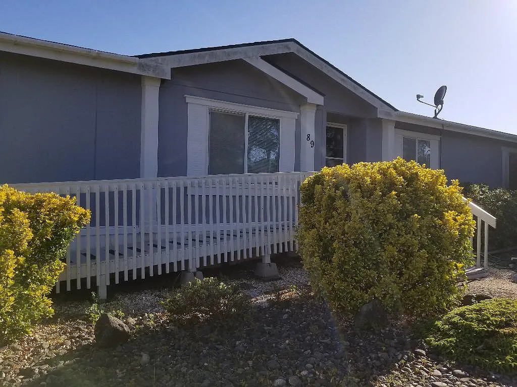 1661 Northcrest Dr Space 1 photo 1