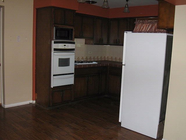 1st image of 6130 W Ardmore Ave #1