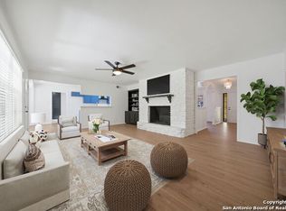 702 Fawndale Ln, Windcrest, TX 78239