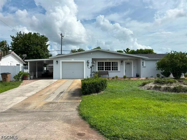 1412 Kimdale St E, Lehigh Acres, FL 33936