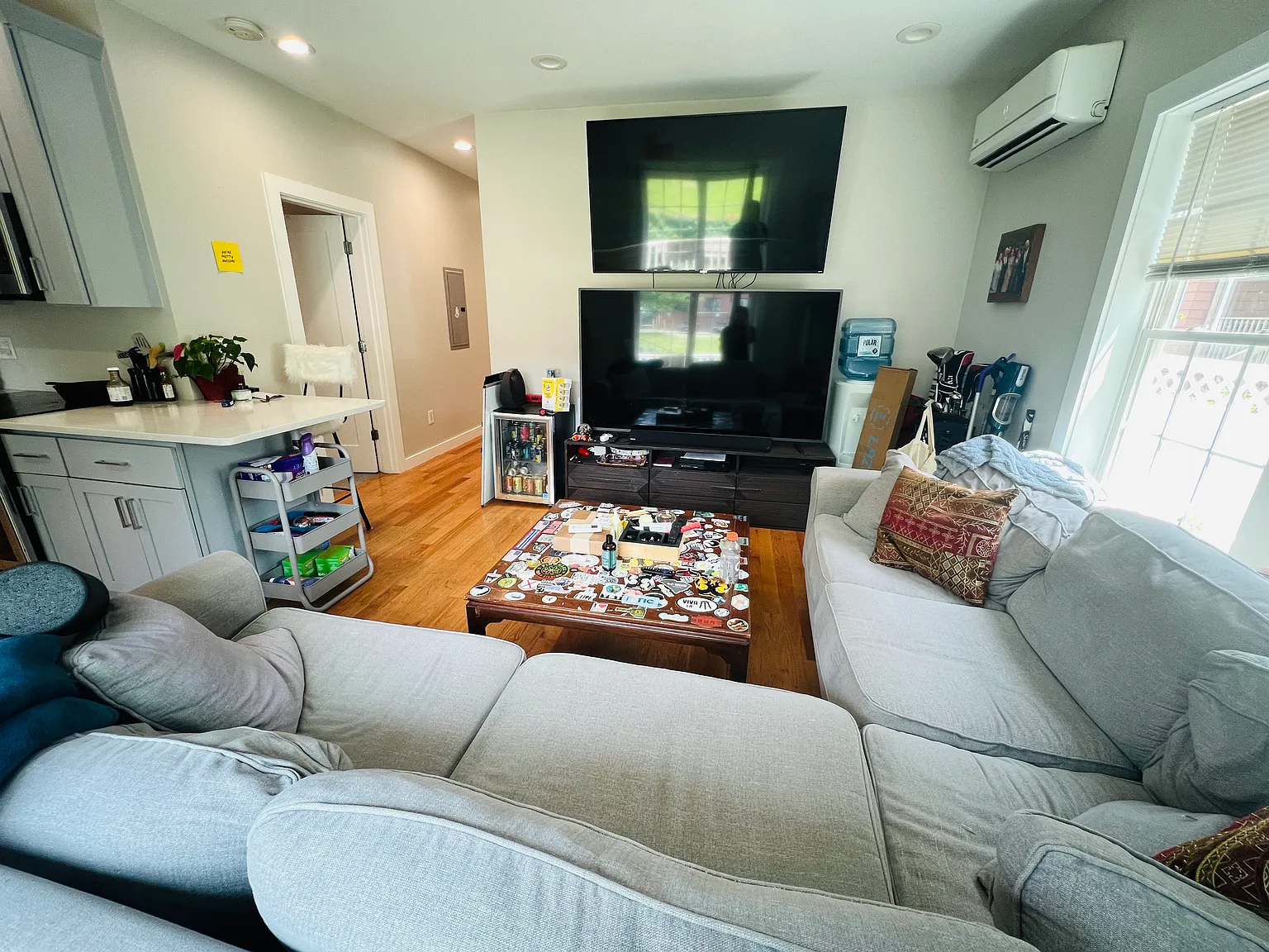 5 bed, 1700 sqft, $5,800 — Photo 3