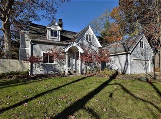 8790 Avery Rd, Broadview Heights, OH 44147