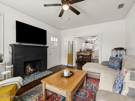 4th image of 1267 MURRAY Drive