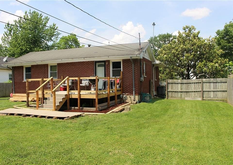 819 W Laurel St, Seymour, IN 47274 Zillow