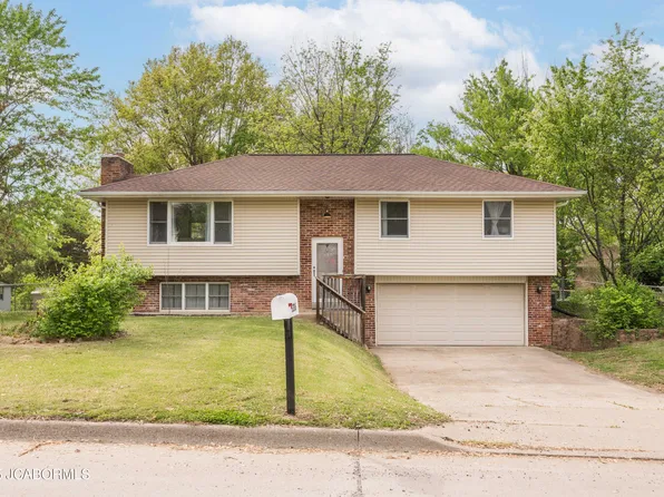 1206 Fairland Rd, Jefferson City, MO 65109