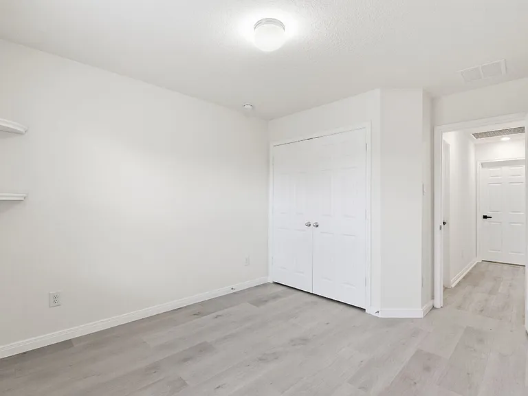 10433 Russell Pines Dr — Photo 13