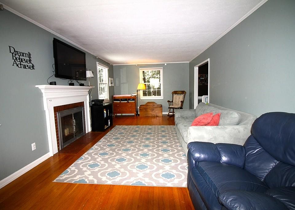 186 Dwight Rd, Springfield, MA 01108 Zillow