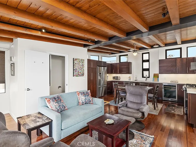 925 Monterey Blvd — Photo 6