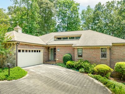1919 Lake Lucerne Way SW, Lilburn, GA, 30047