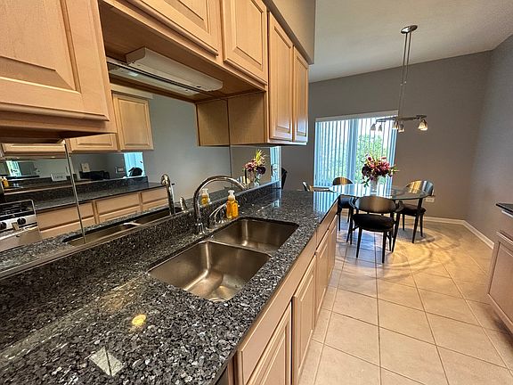 3rd image of 3451 N Carriageway Dr Unit 501