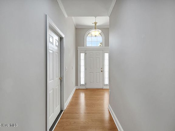 5th image of 1153 Lillibridge Drive