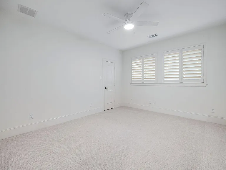 8213 Cabernet Ln — Photo 20