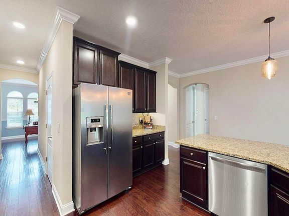 5th image of 64 Privado Ct