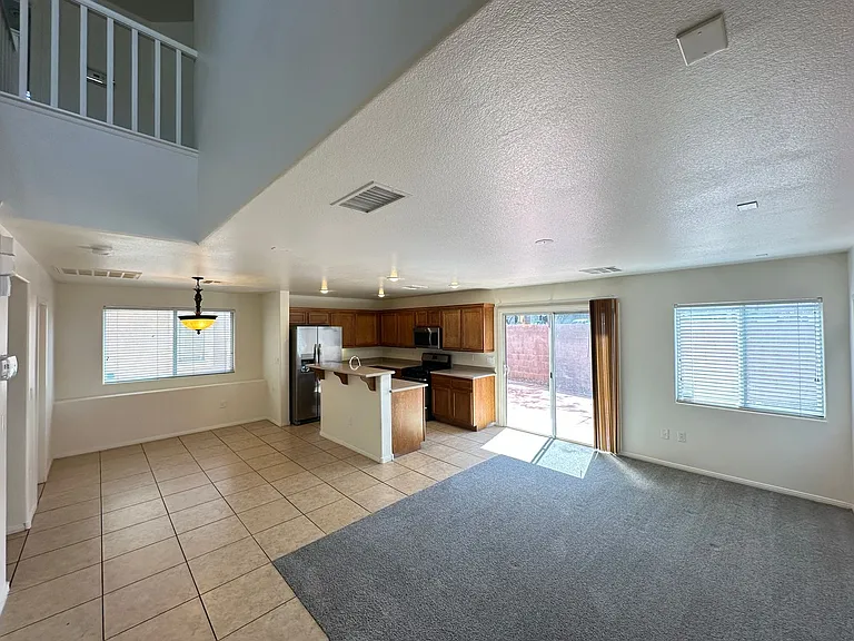 7305 Prussian Green St — Photo 3