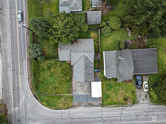 4th image of 8406 47th Drive NE