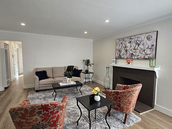 5th image of 95 W Leland Rd