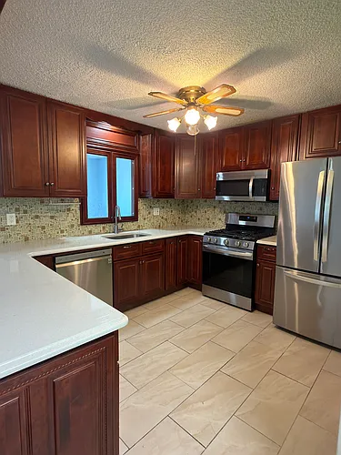 1190-1150 W Saint Georges Ave #B28 Photo 1 1190-1150 W Saint Georges Ave #B28 Photo 1