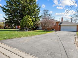 7 White Ave, Toronto, ON M1C1P1