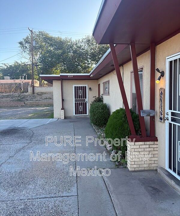 1st image of 2714 Eubank Blvd NE