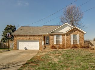 3688 Gracelawn Dr, Clarksville, TN 37040
